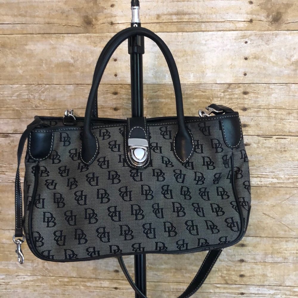 Dooney&Bourke Maxi Quilt Bag